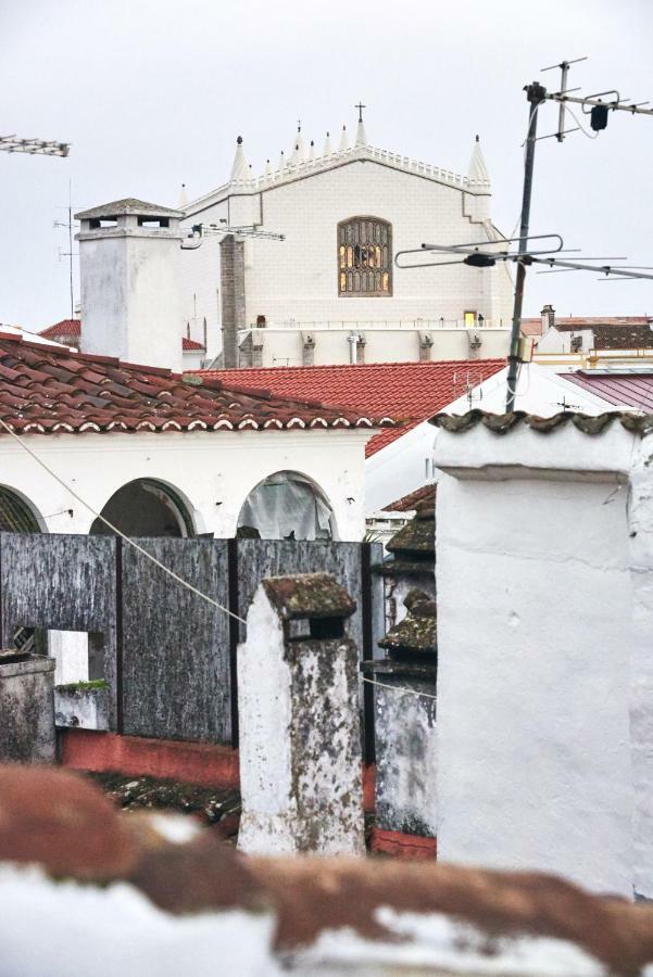 Lovely Home In The Center Эвора Экстерьер фото